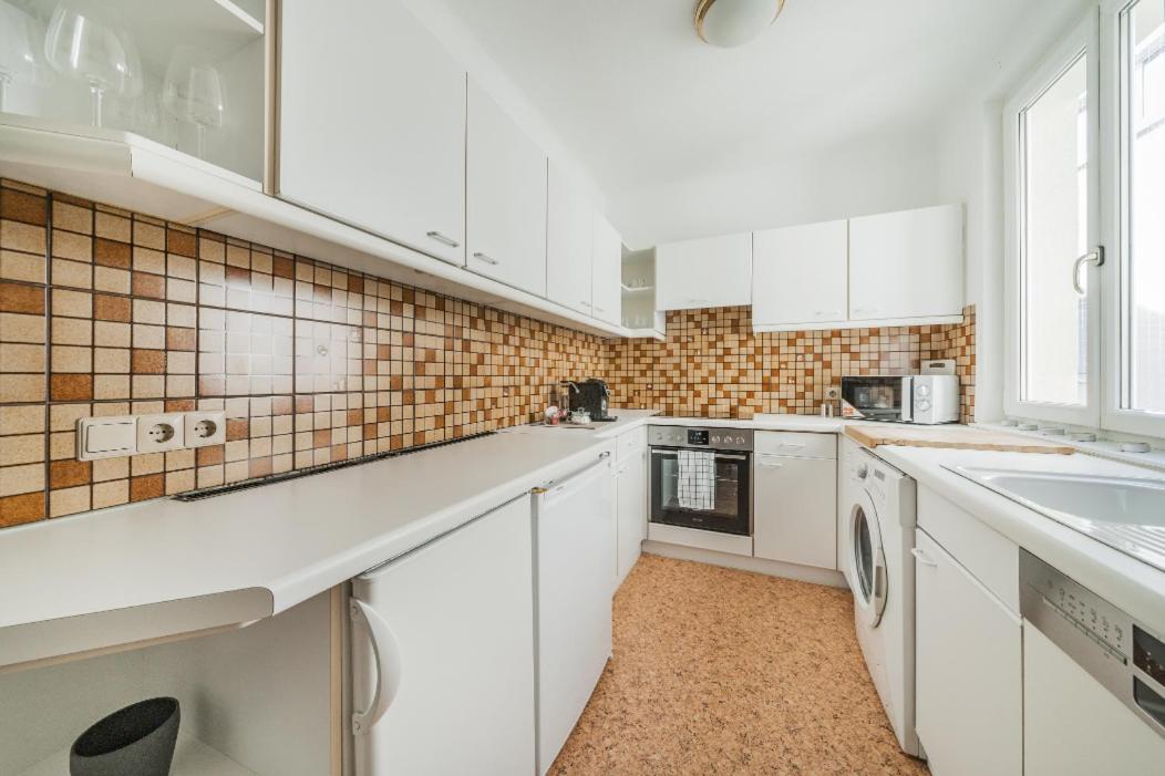 Feelhome-karmeliterviertel-6 Gaeste-wifi-smart Tv *